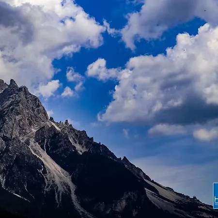 Dolomites Stunning View & Garden * San Vito di Cadore