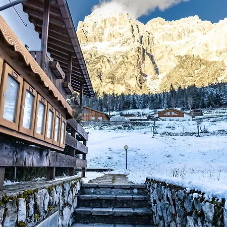 Apartament Dolomites Stunning View & Garden