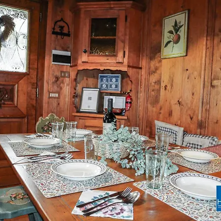 Apartament Dolomites Stunning View & Garden